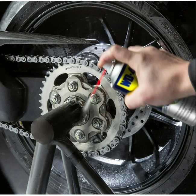 Vendita online WD40 Pulitore catena moto specialist 400ml